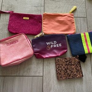 ipsy Makeup Pouch Set in Pink, Fuchsia, Blue, Gold, Bronze